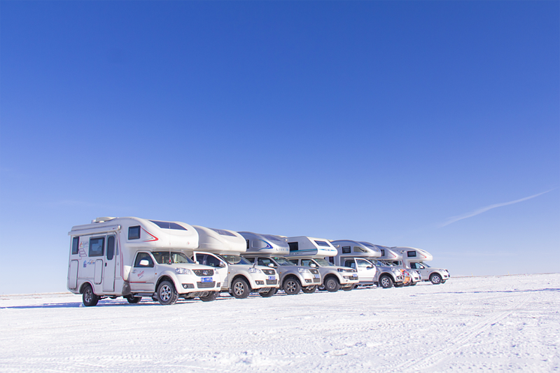 冬季玩雪，開房車這個必須要有