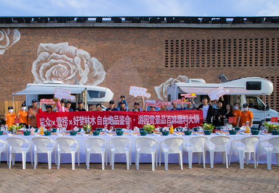 舒適房車生活，你怎么能不羨慕？